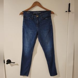 Universal Thread Skinny Jean size 6